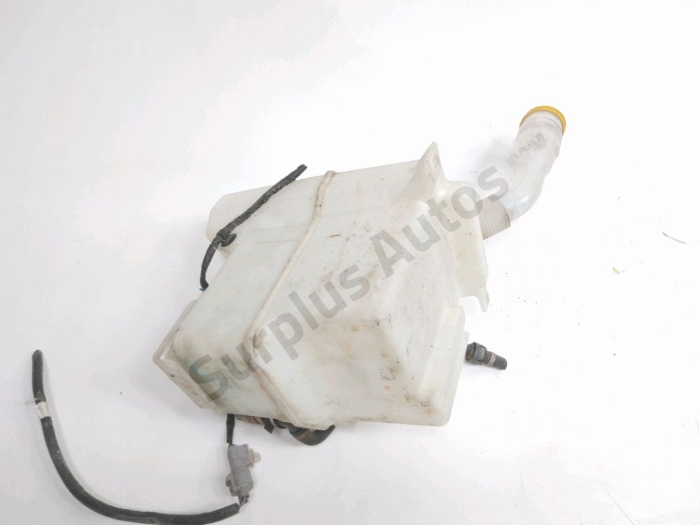 Réservoir de lave glace avant