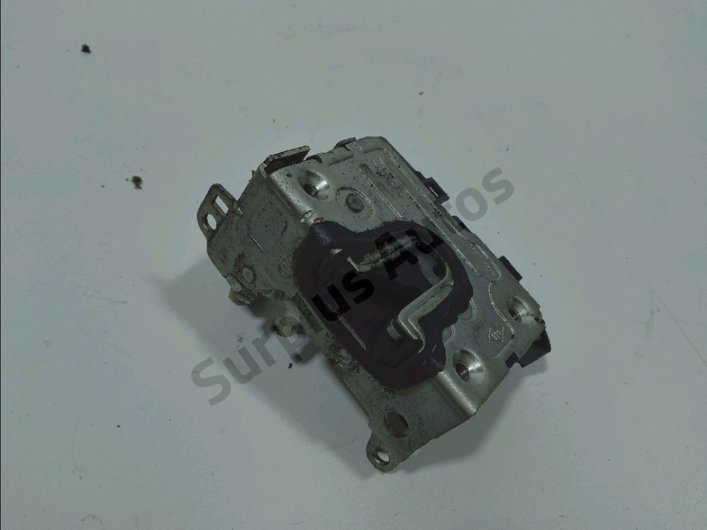 Serrure de porte avant droite