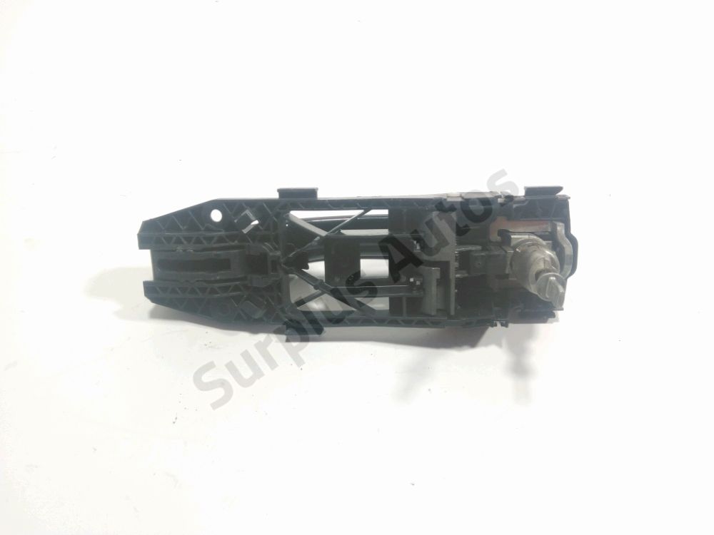 Poignée extérieure avant gauche