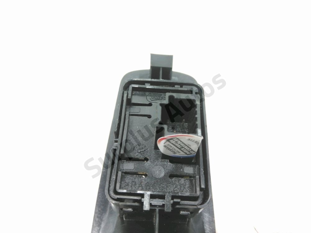 Commande lève-vitre arrière gauche