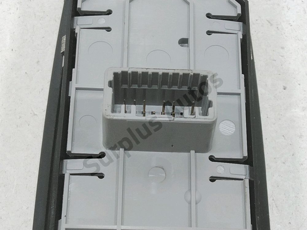 Commande lève-vitre arrière gauche