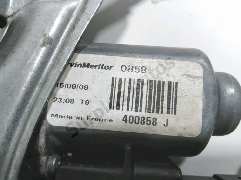 Lève-vitre électrique avant gauche