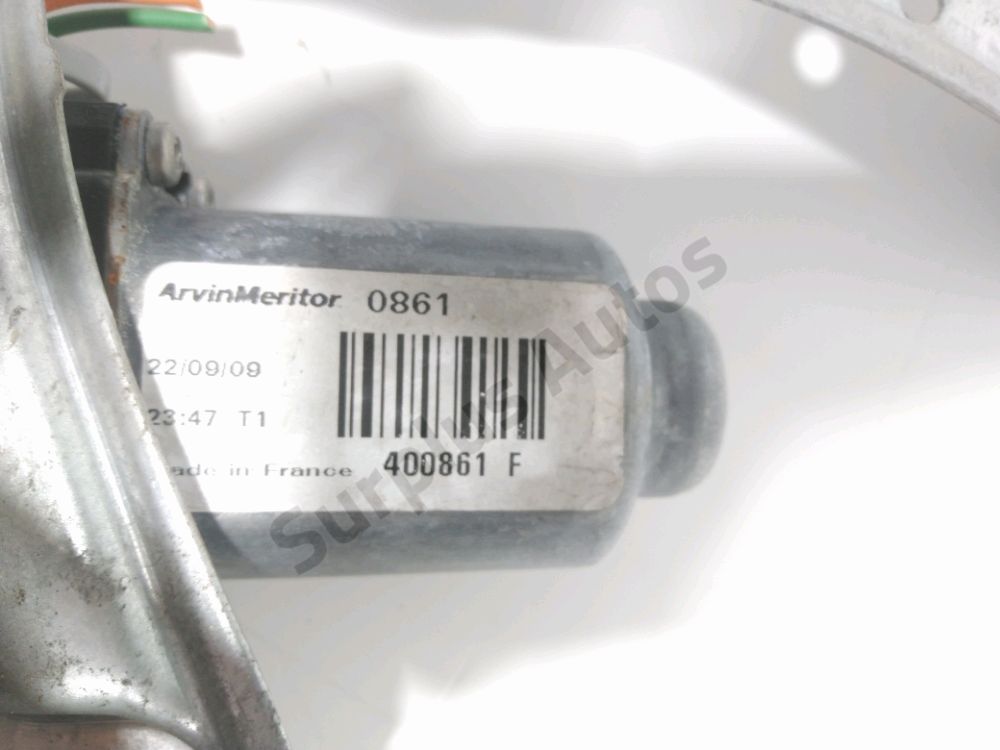 Lève-vitre électrique avant droit