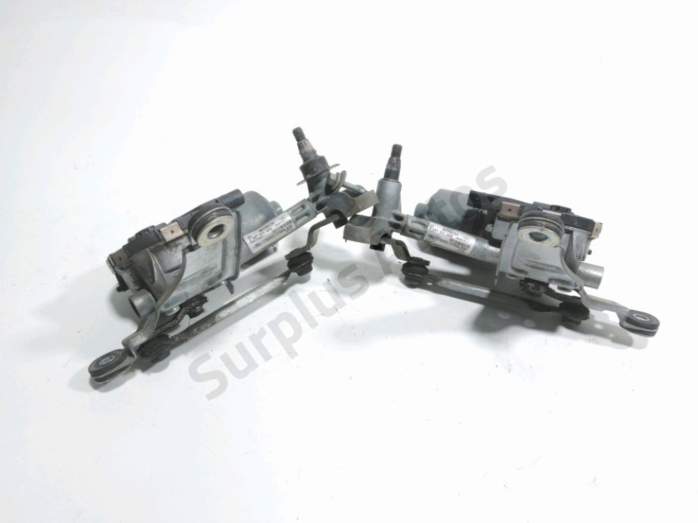 Mécanisme + moteur d'essuie glace avant