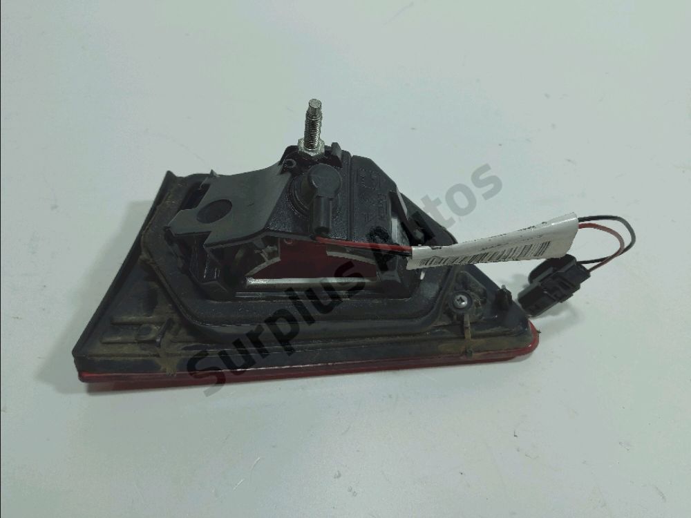 Feu arrière intérieur gauche