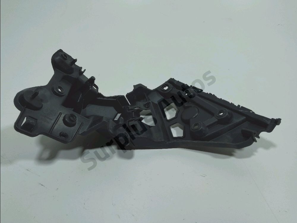 Support gauche de pare-choc arrière