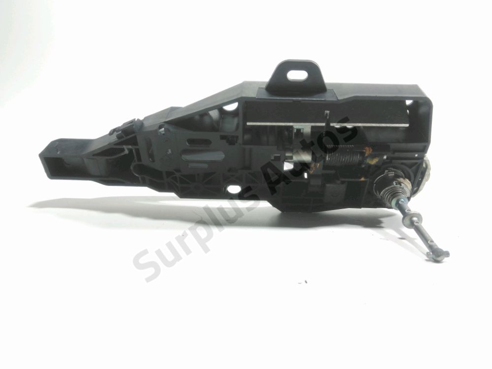 Poignée extérieure avant gauche