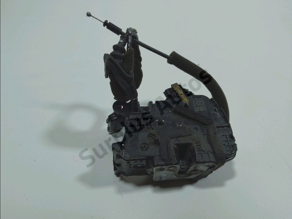 Serrure de porte arrière droite