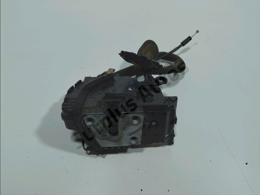 Serrure de porte arrière gauche