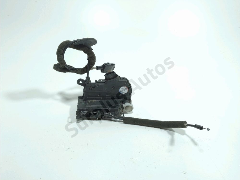 Serrure de porte avant gauche