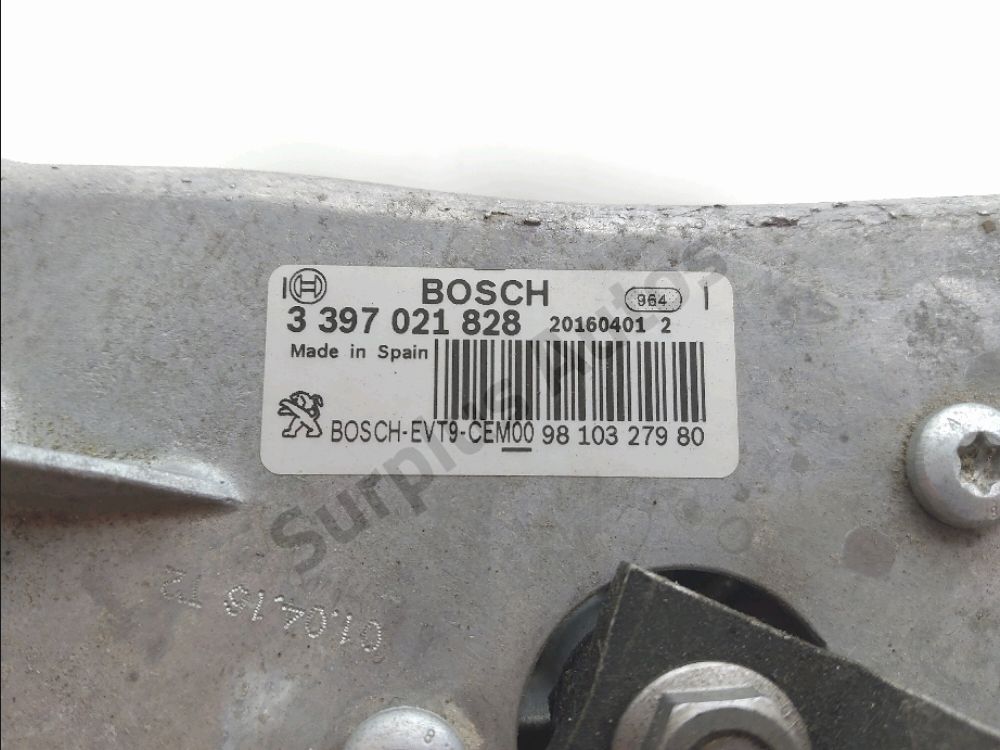 Mécanisme + moteur d'essuie glace avant