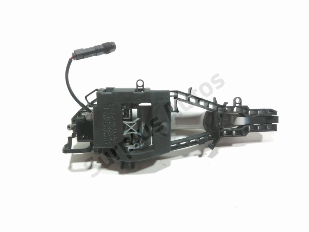 Poignée extérieure avant droite