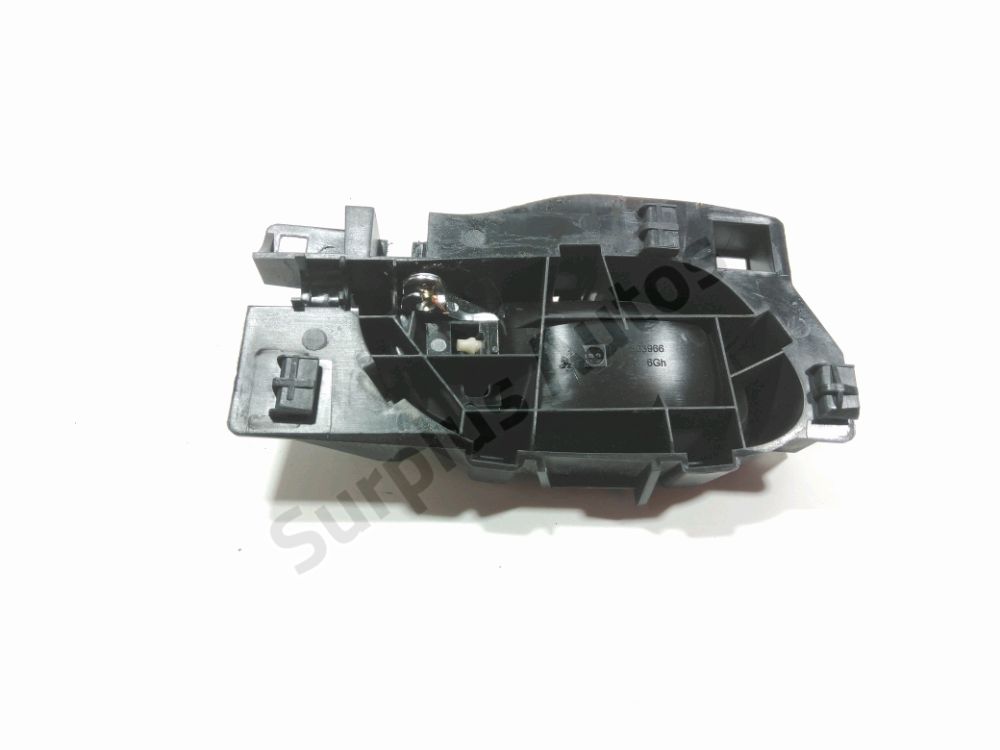 Poignée intérieure porte avant gauche