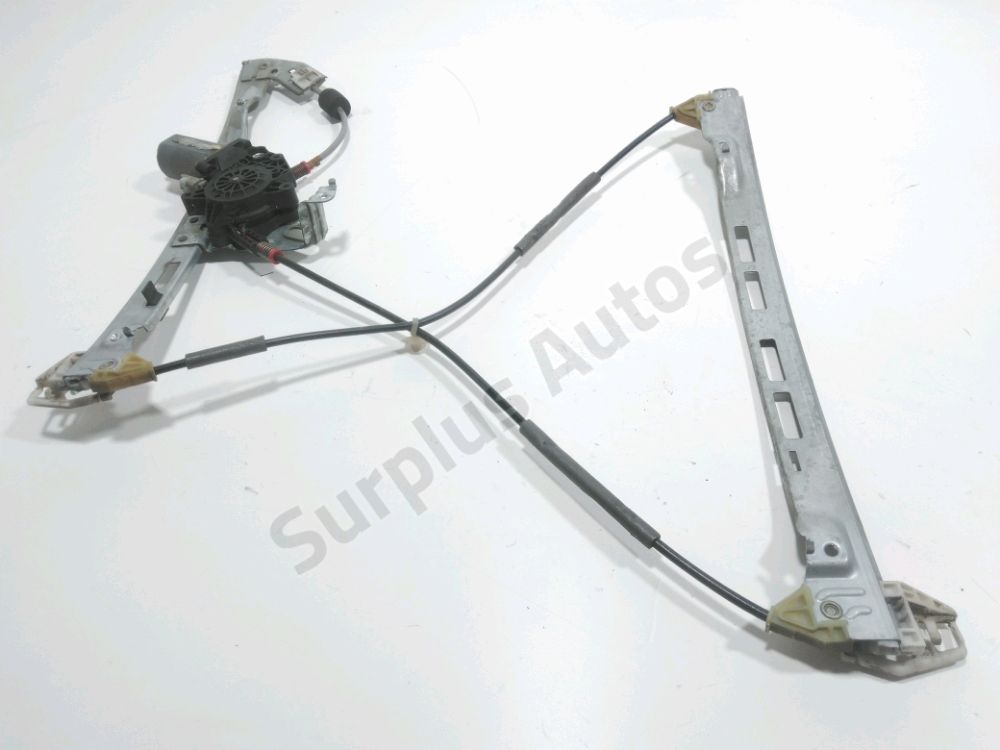 Lève-vitre électrique avant gauche