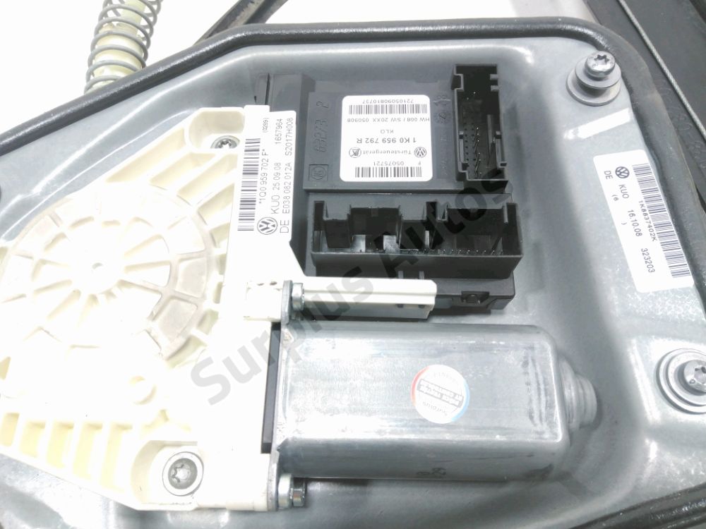 Lève-vitre électrique avant droit