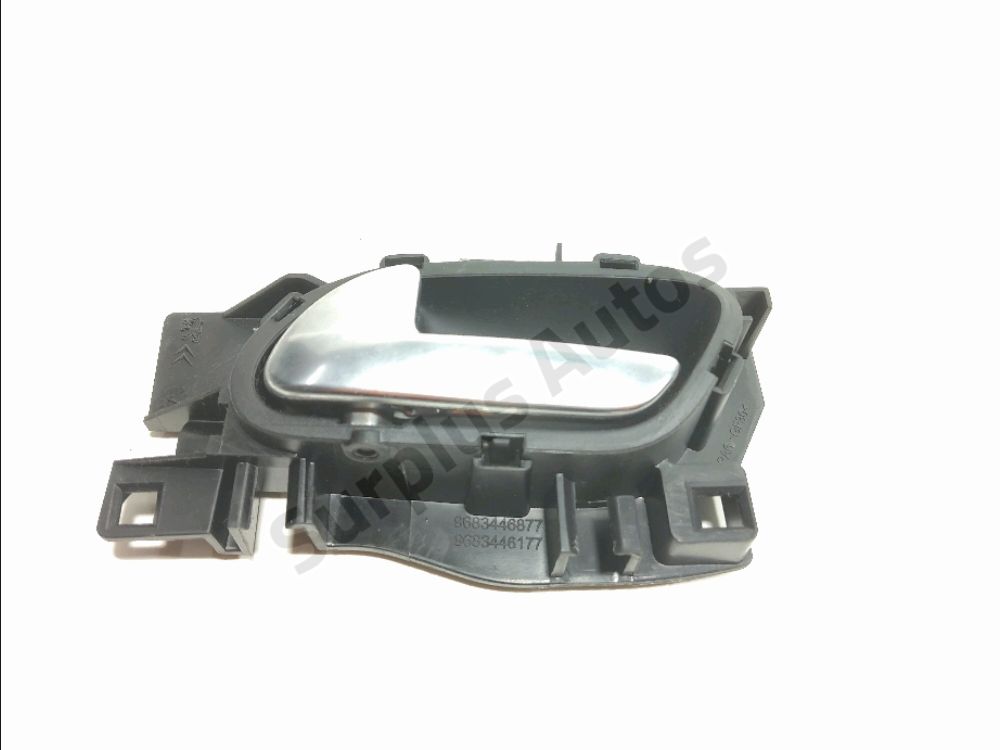 Poignée intérieure porte avant gauche