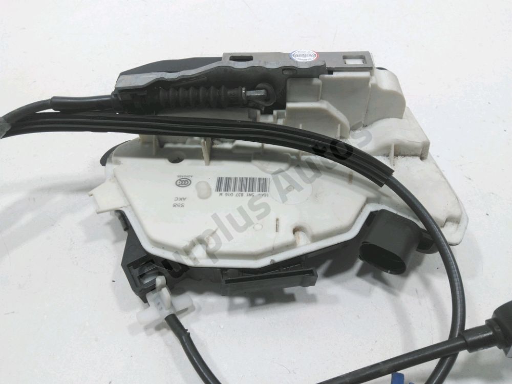 Serrure de porte avant droite