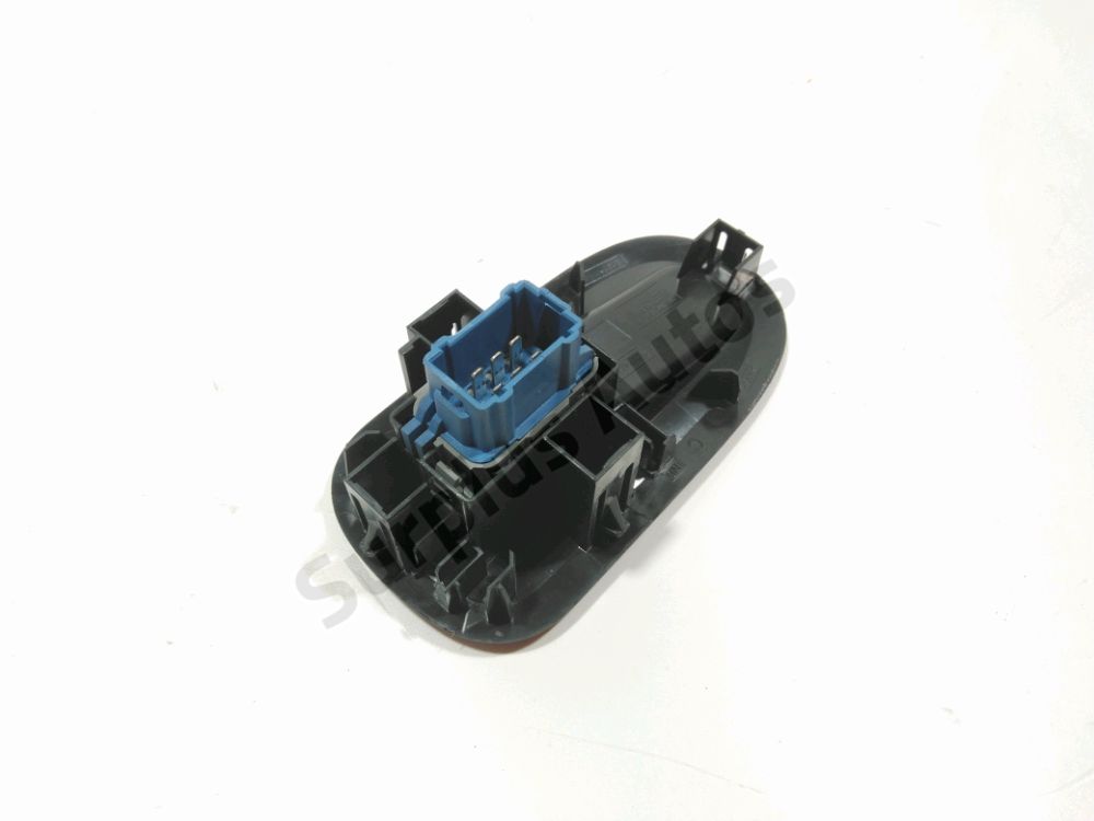 Commande lève-vitre avant droit