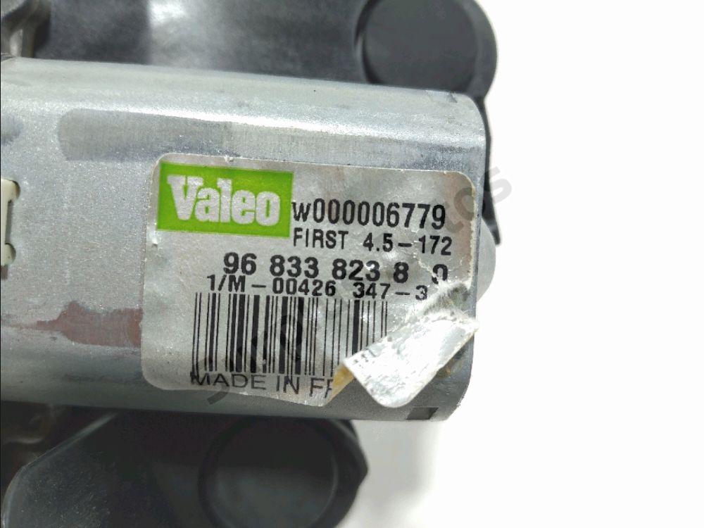 Moteur d'essuie glace arrière