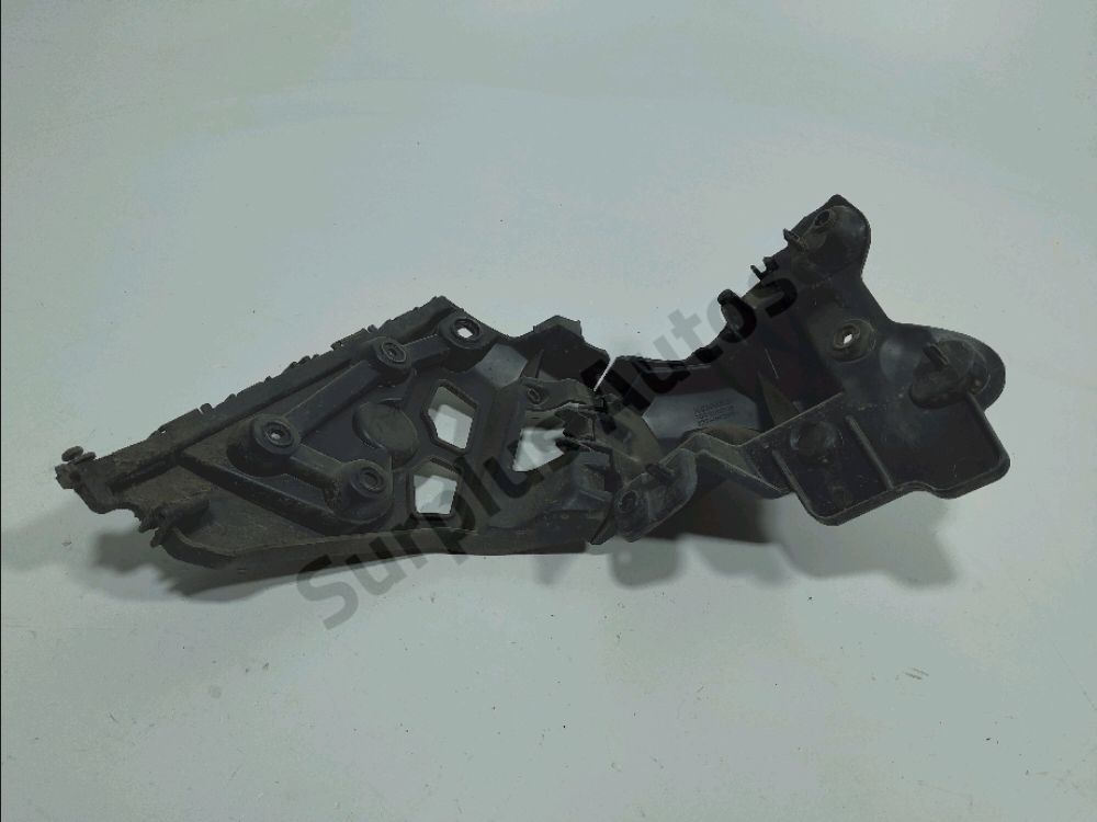 Support droit de pare-choc arriere