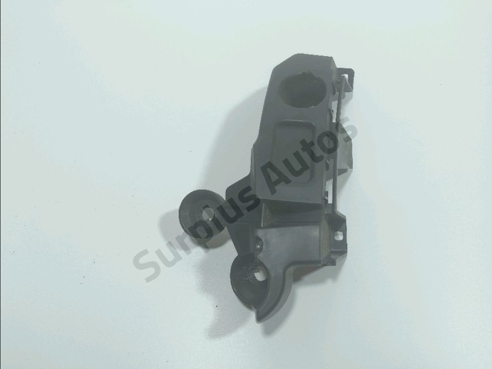 Support gauche de pare-choc arrière