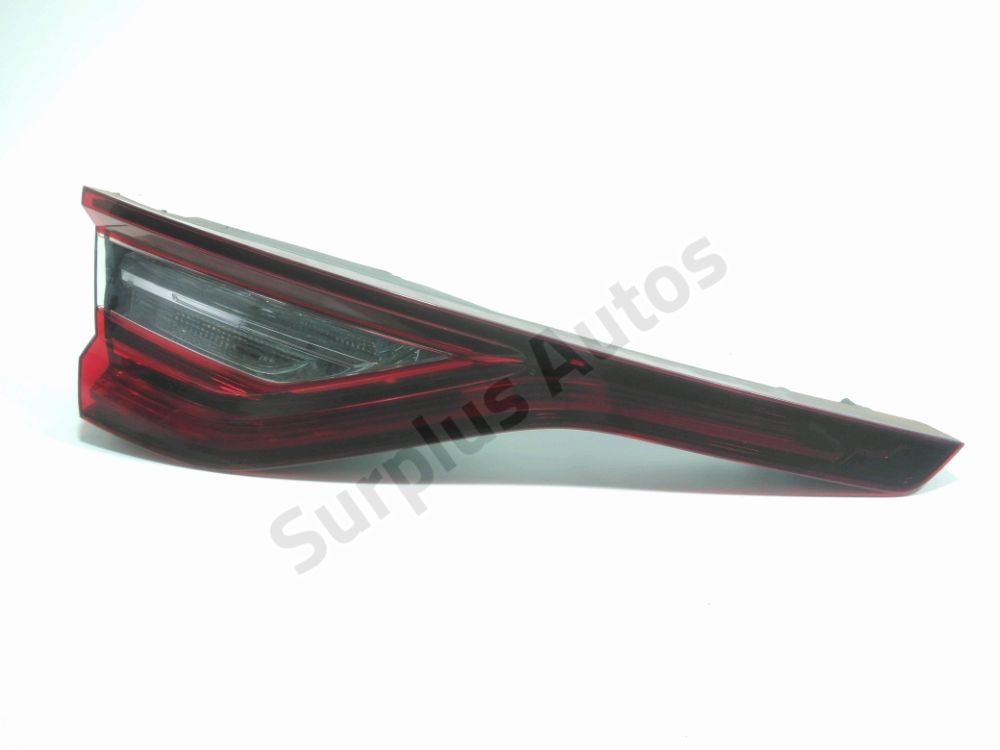 Feu arrière intérieur gauche