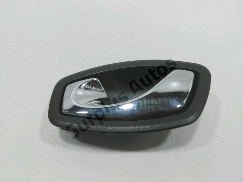 Poignée intérieure porte avant gauche