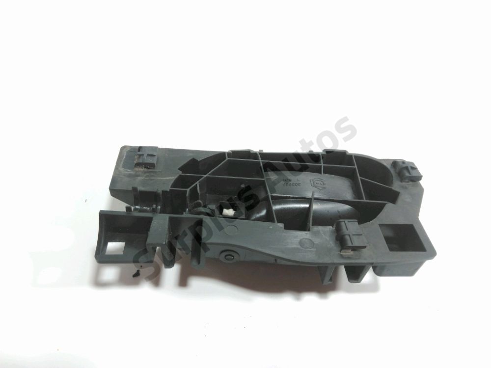 Poignée intérieure porte avant droite