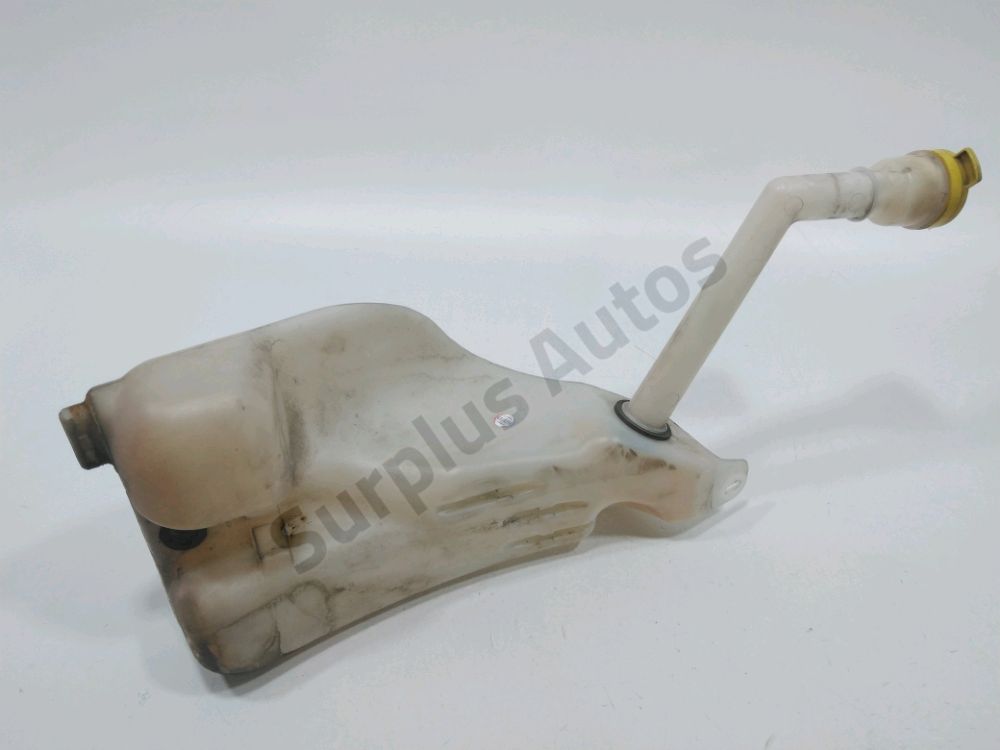 Réservoir de lave glace avant