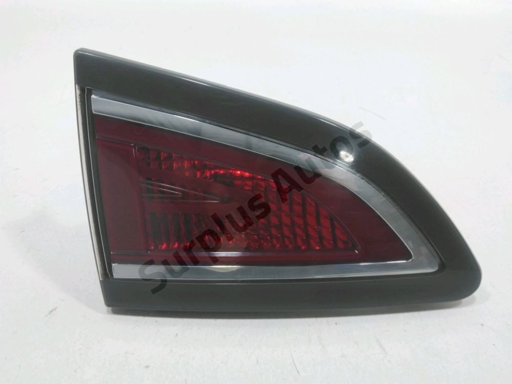 Feu arriere interieur gauche