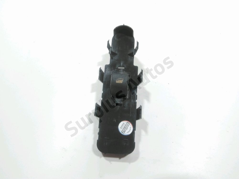 Commande leve-vitre avant droit