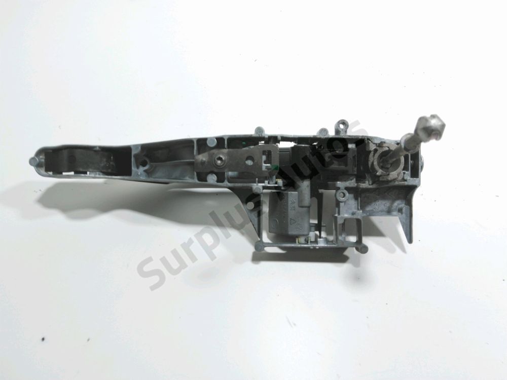 Poignée extérieure avant gauche