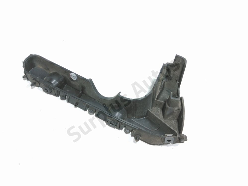 Support droit de pare-choc arrière