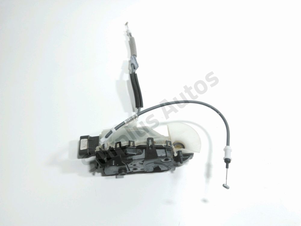 Serrure de porte avant gauche