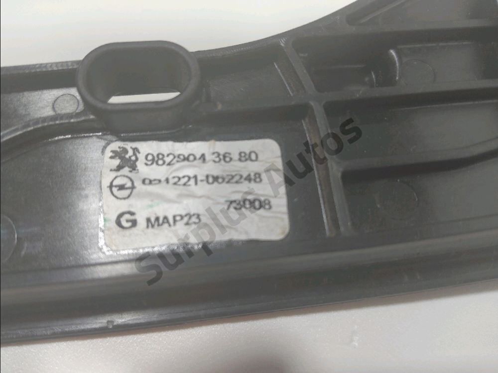 Lève-vitre électrique avant gauche