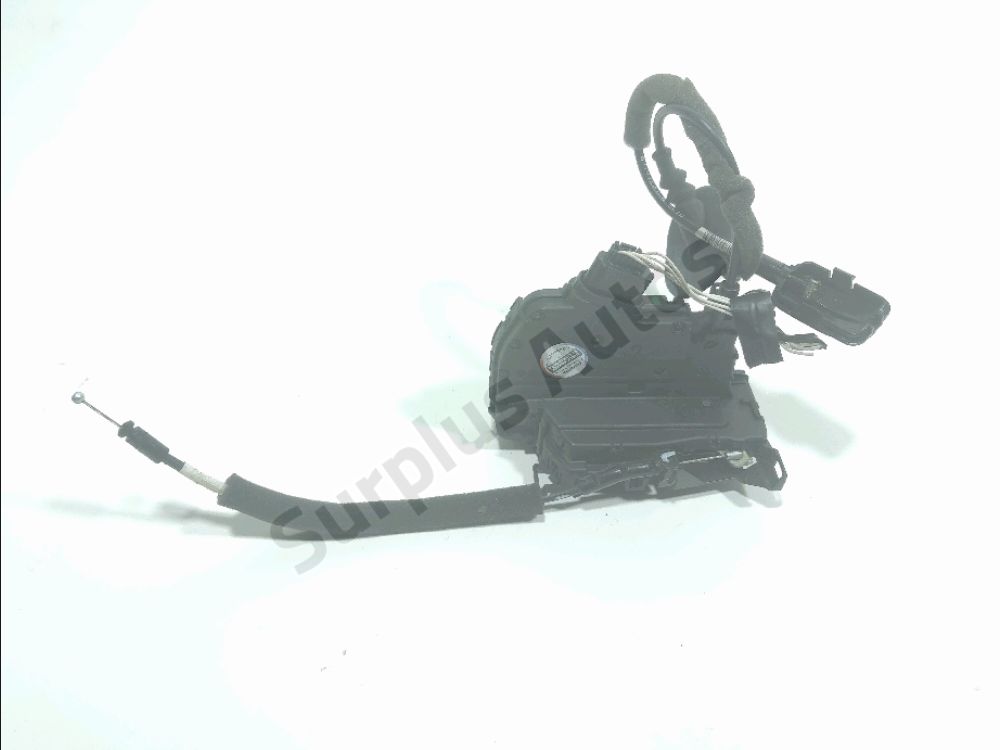 Serrure de porte avant droite