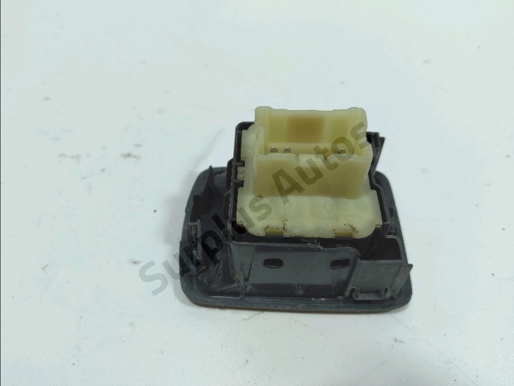 Commande lève-vitre avant gauche