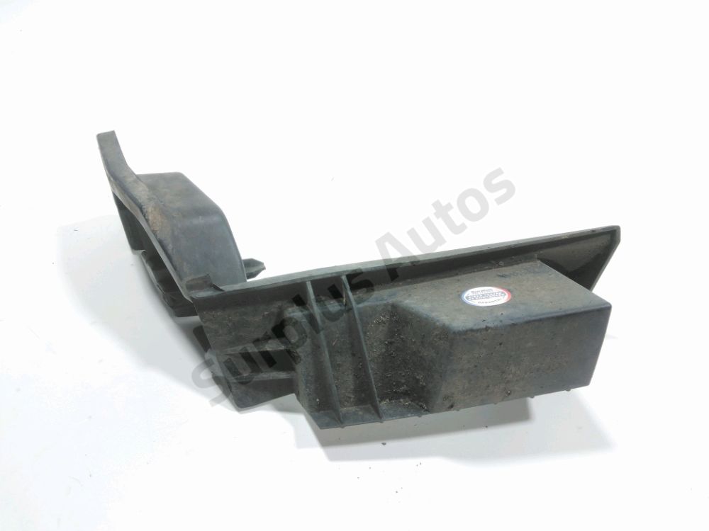 Support droit de pare-choc arrière