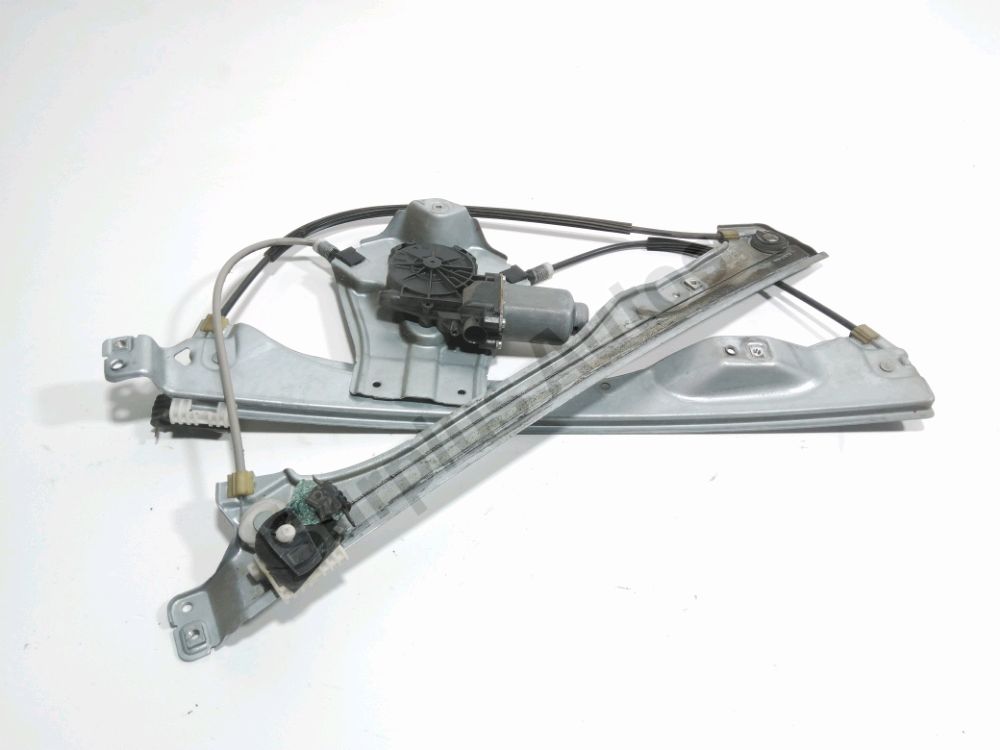 Leve-vitre electrique avant droit