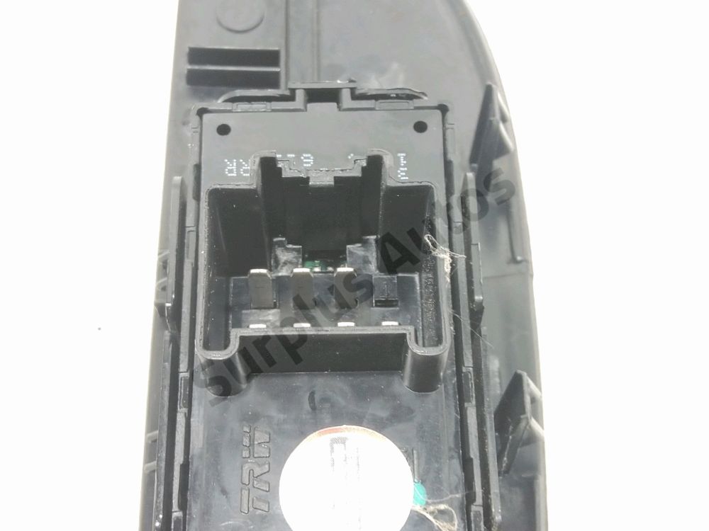 Commande lève-vitre arrière droit