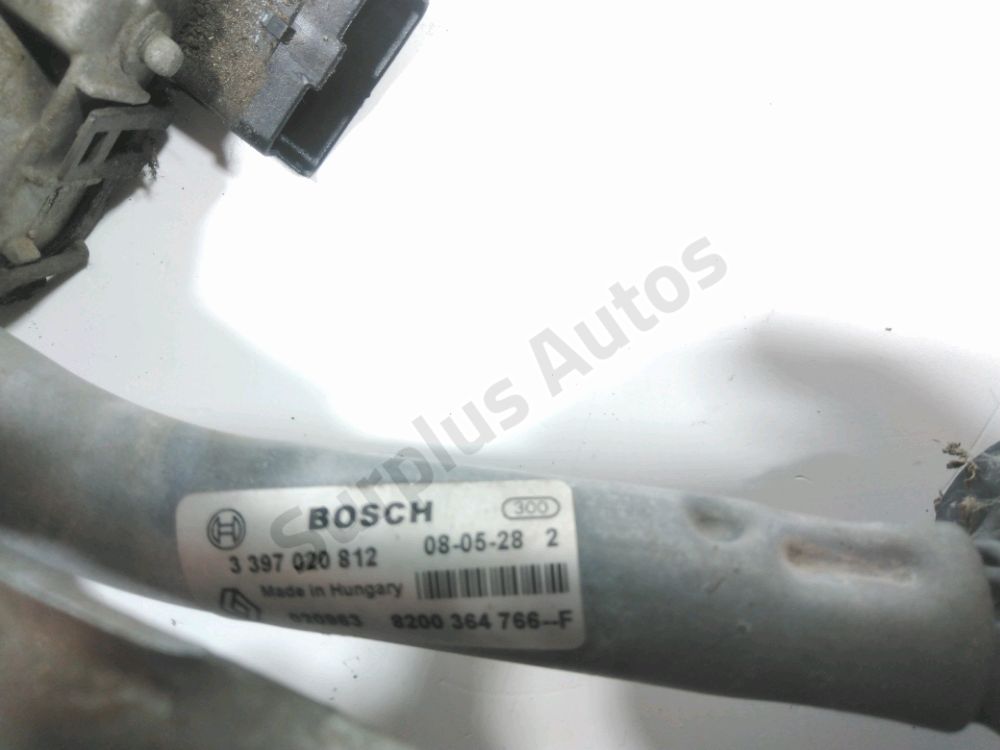 Mécanisme + moteur d'essuie glace avant