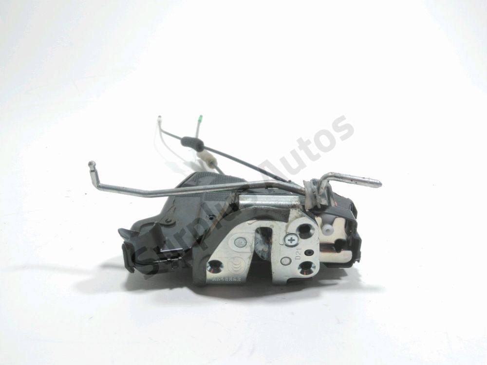 Serrure de porte avant droite