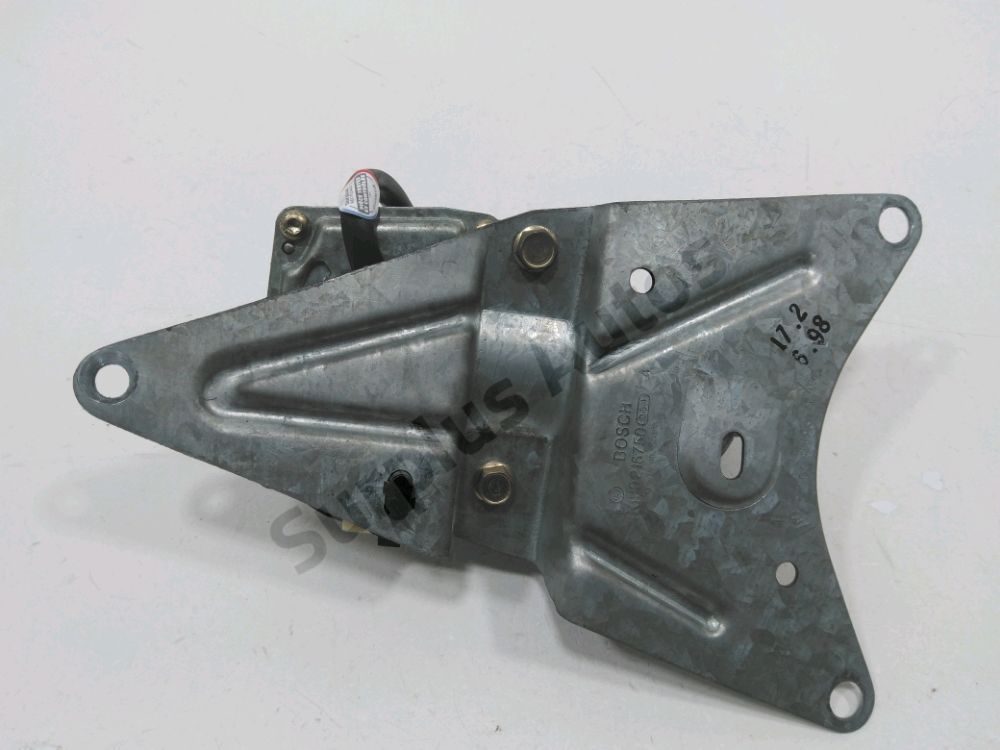 Moteur d'essuie glace arrière