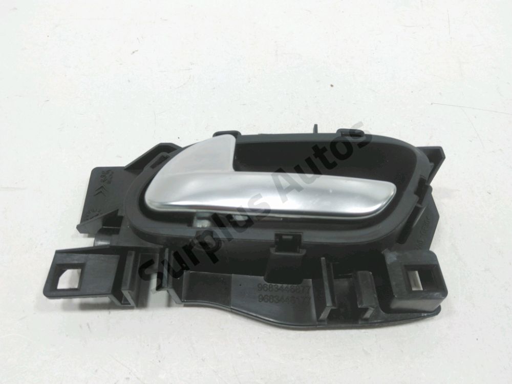 Poignée intérieure porte avant gauche