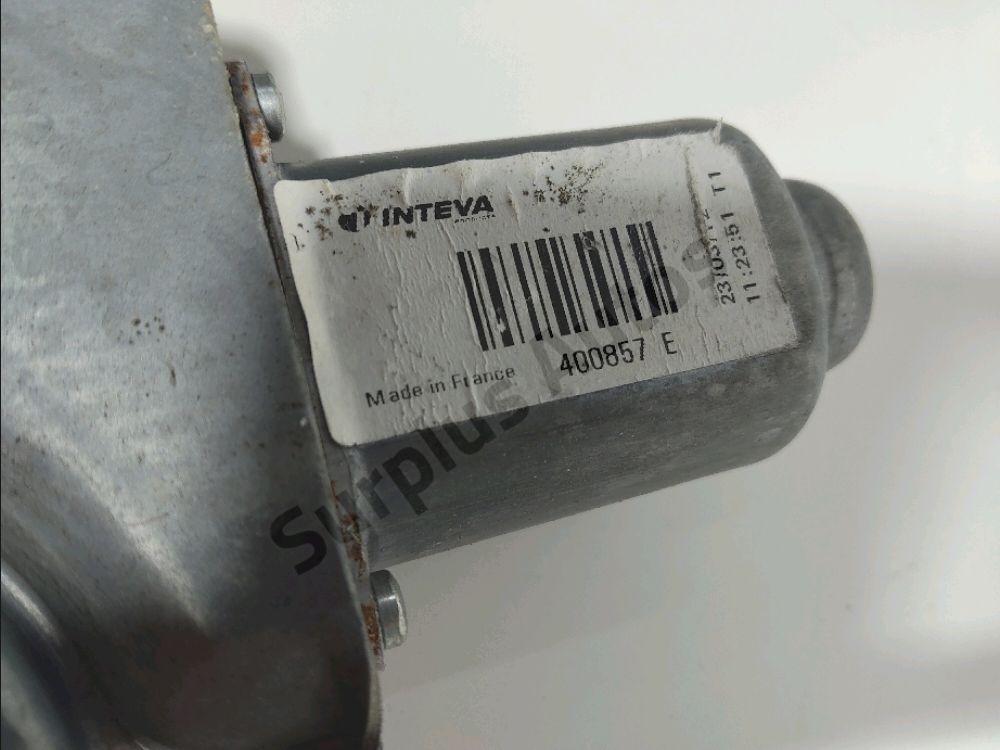 Lève-vitre électrique avant droit