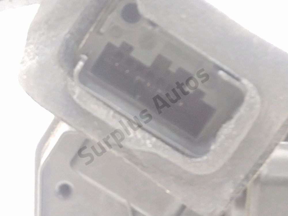 Serrure de porte avant gauche