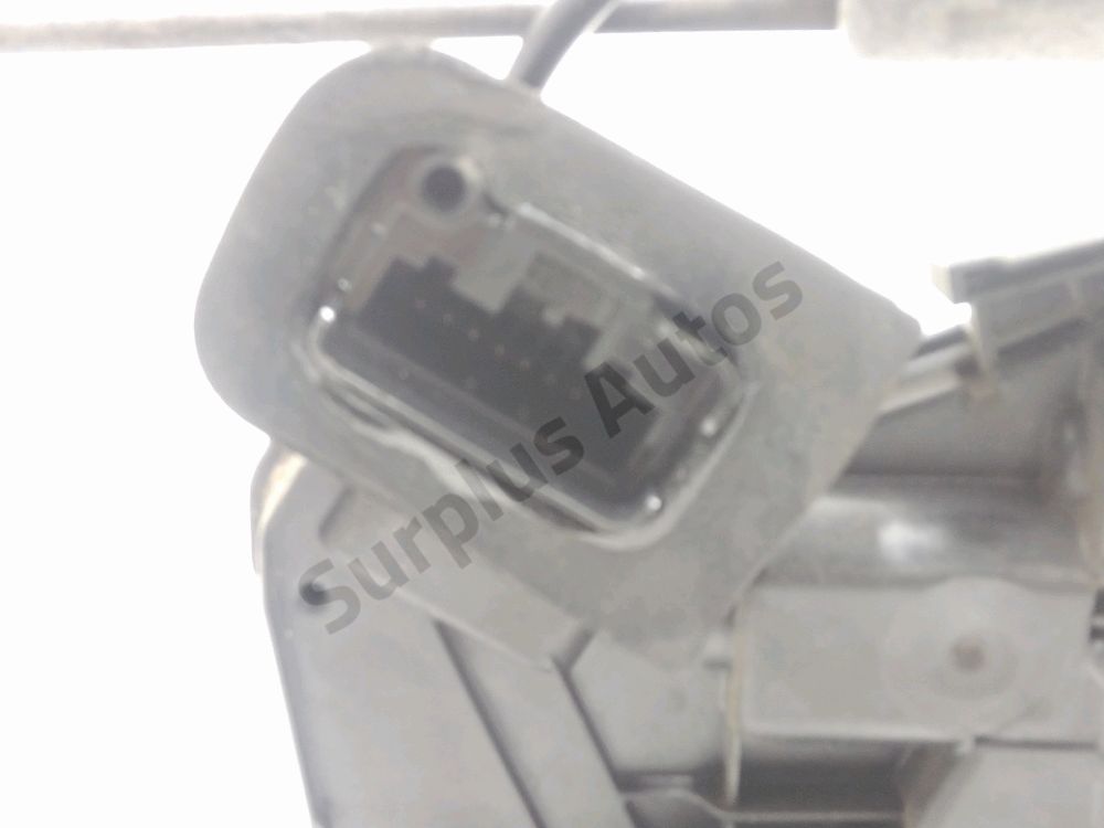 Serrure de porte arrière gauche