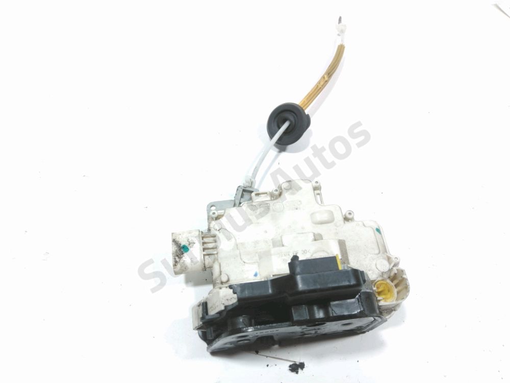 Serrure de porte avant gauche