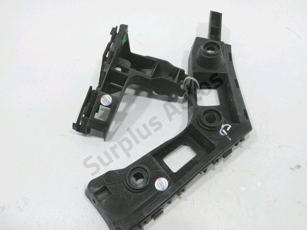 Support gauche de pare-choc arrière