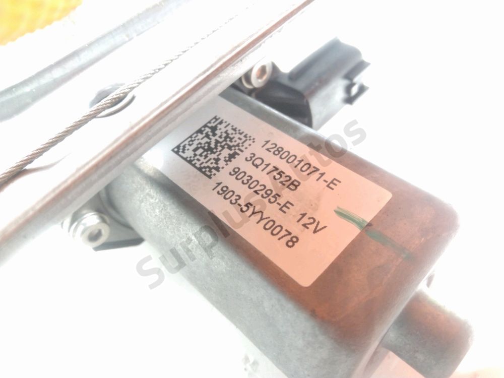 Lève-vitre électrique avant droit